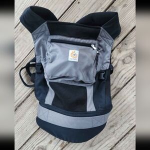 Ergobaby Black Carrier